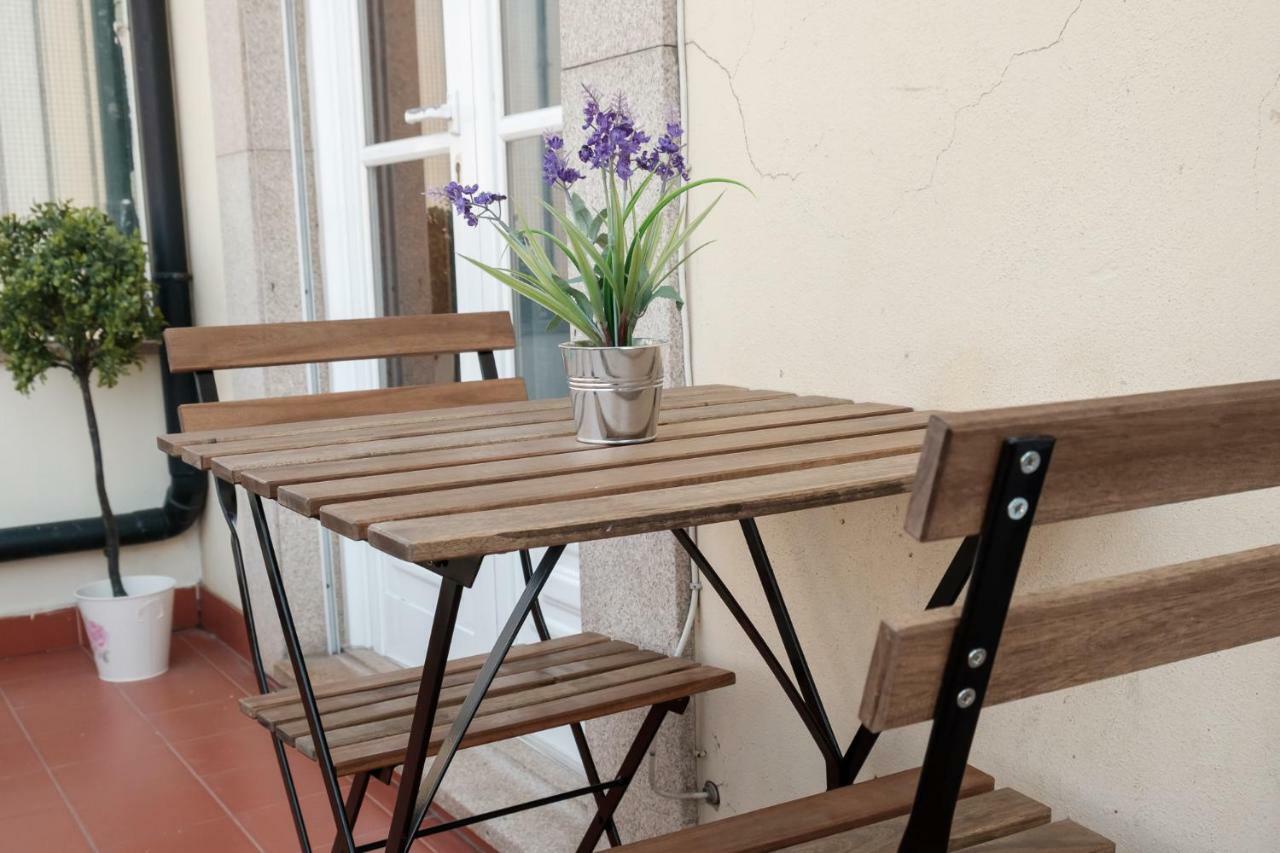 Apartment With Balcony In The Square ปอร์โต ภายนอก รูปภาพ